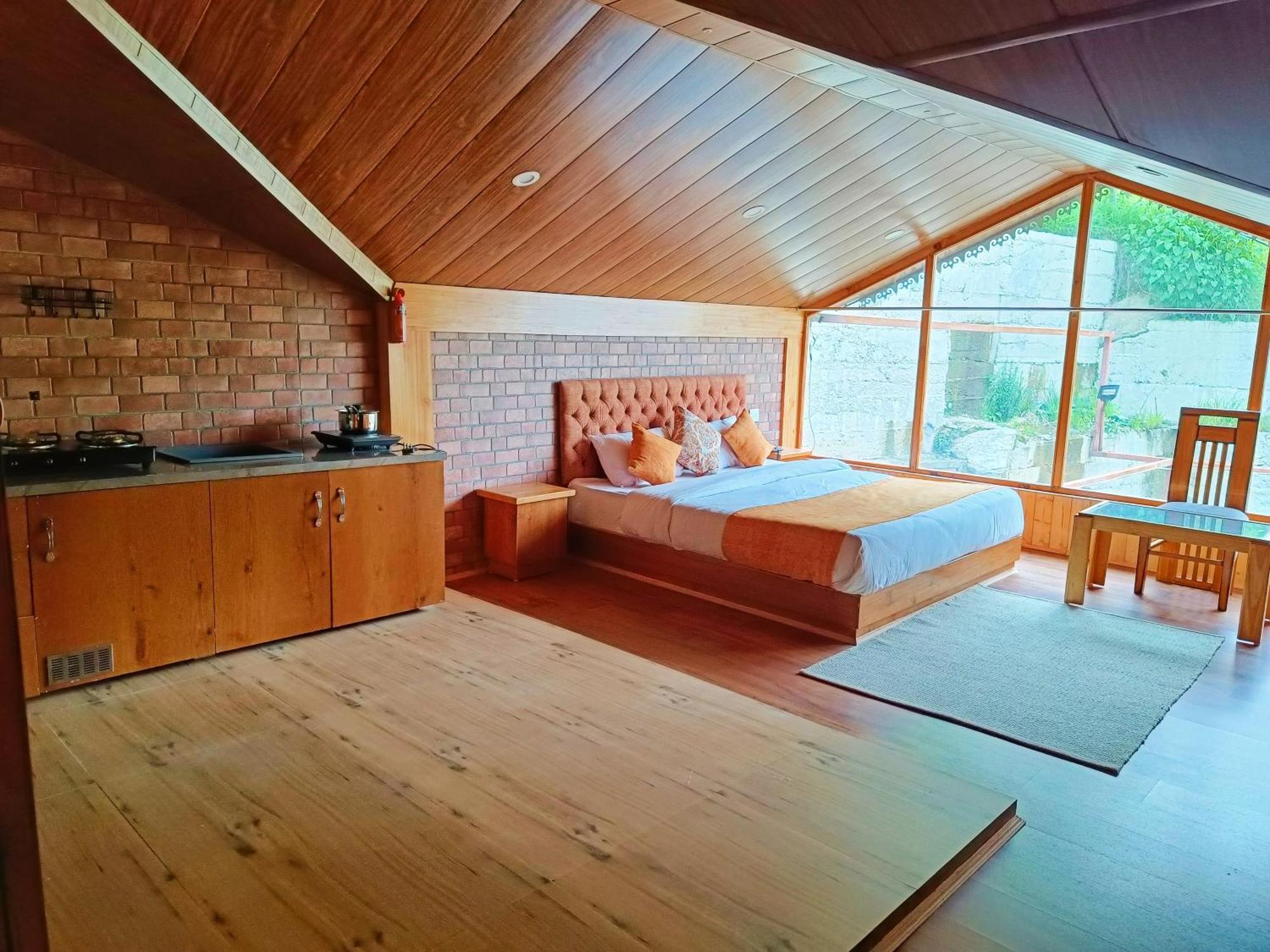 Trimounts-A Boutique Hotel & Wellnes Center In Tirthan Valley Banjār Exterior photo