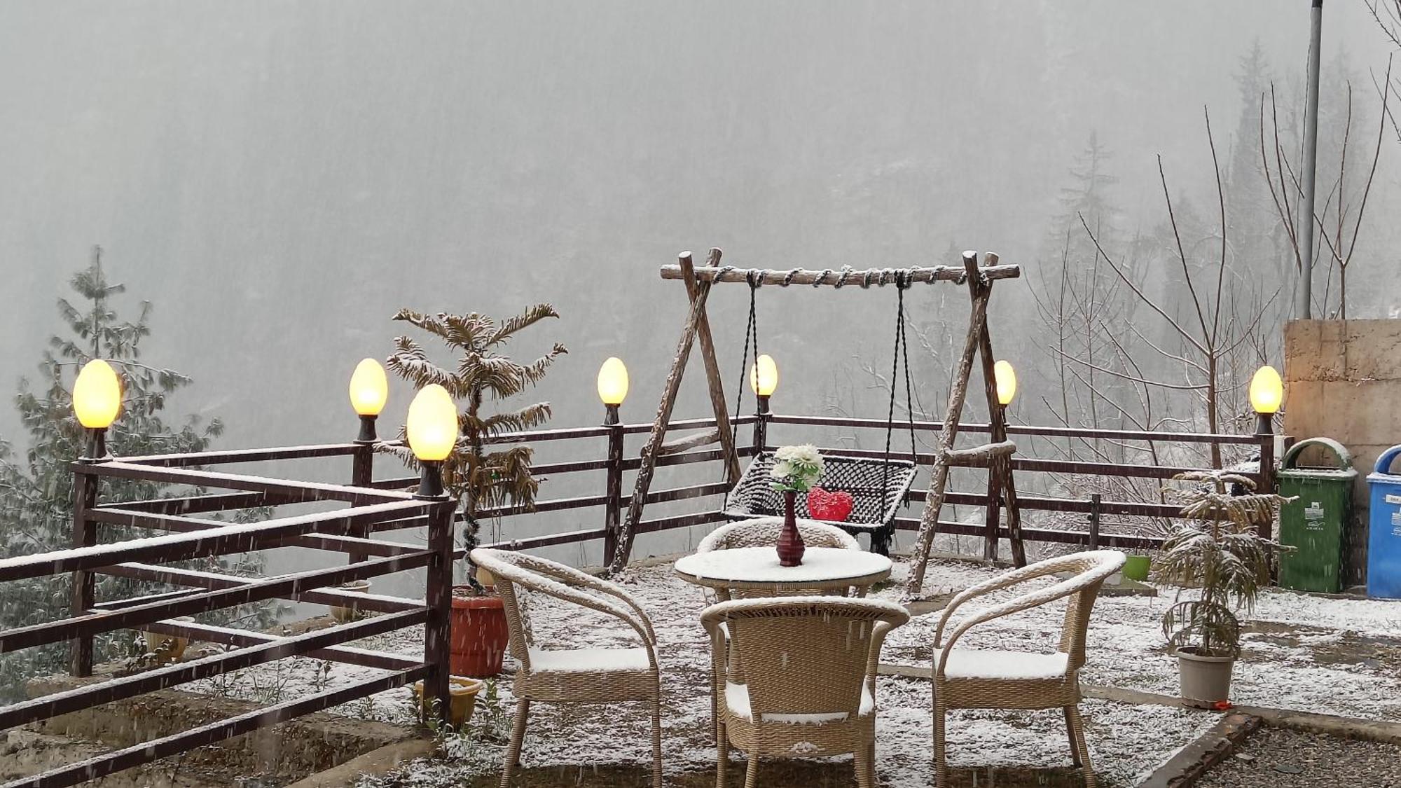 Trimounts-A Boutique Hotel & Wellnes Center In Tirthan Valley Banjār Exterior photo